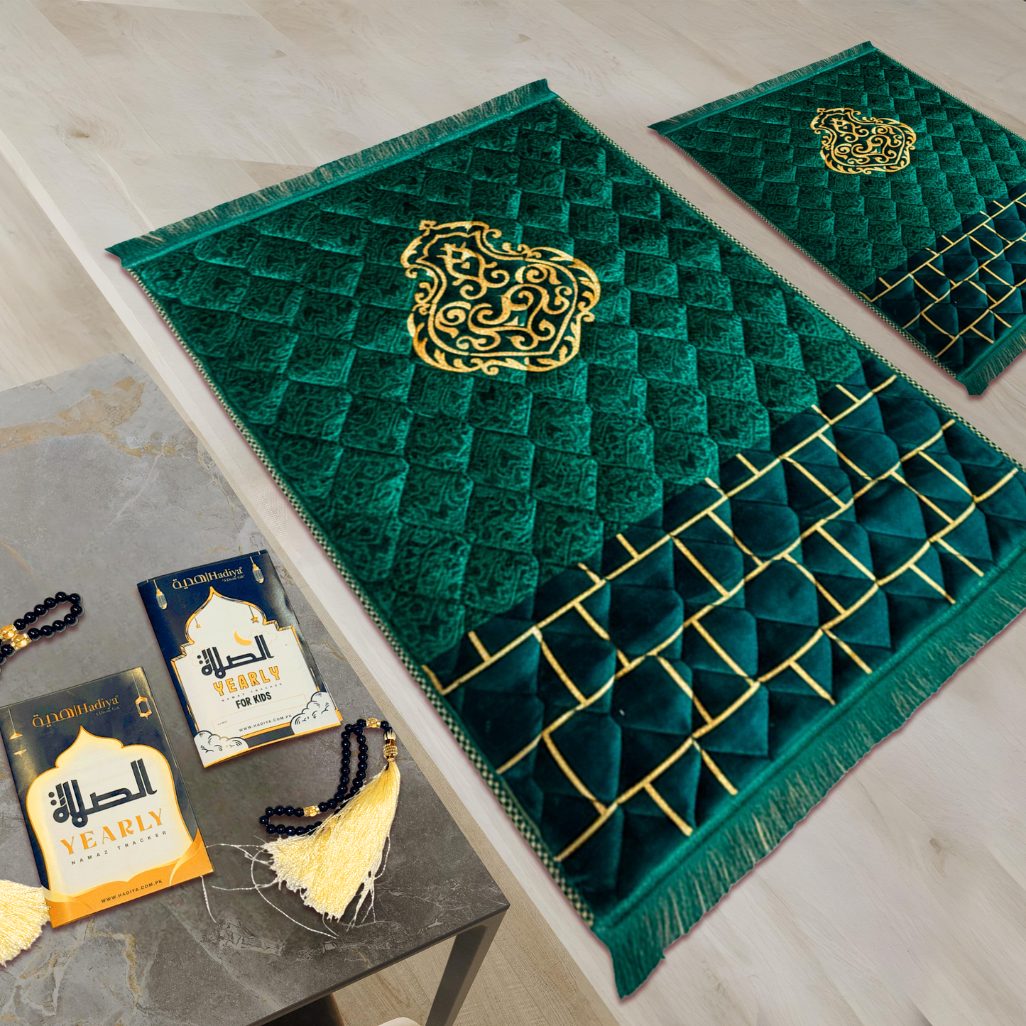 D. Green Ghilaf e Kaaba - Salah Harmony