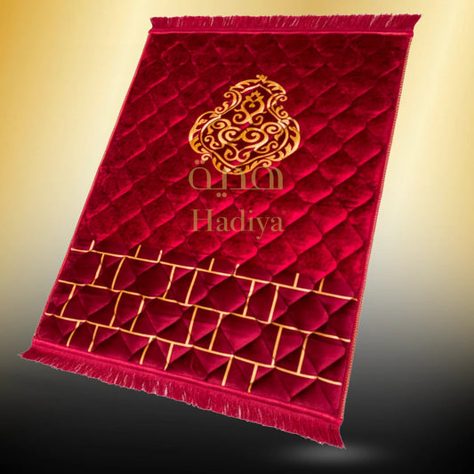 Mahroon Ghilaf e Kaaba - Gold